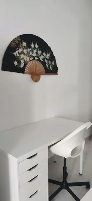 Cozy Apartment In Milan Italy